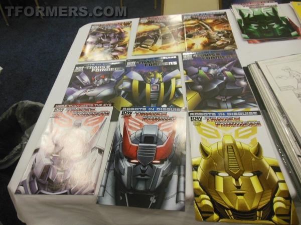 BotCon 2013   The Transformers Convention Dealer Room Image Gallery   OVER 500 Images  (431 of 582)